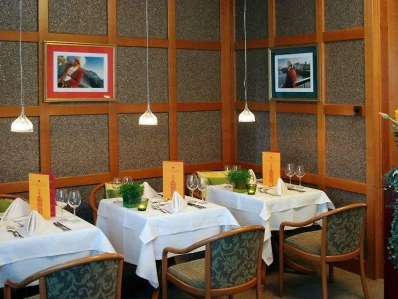 Dorint City-Hotel Salzburg 4*,  Austria